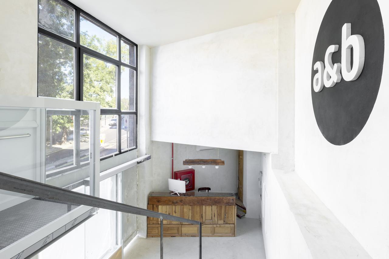 A&B Hostel Principe Pio Madrid Luaran gambar