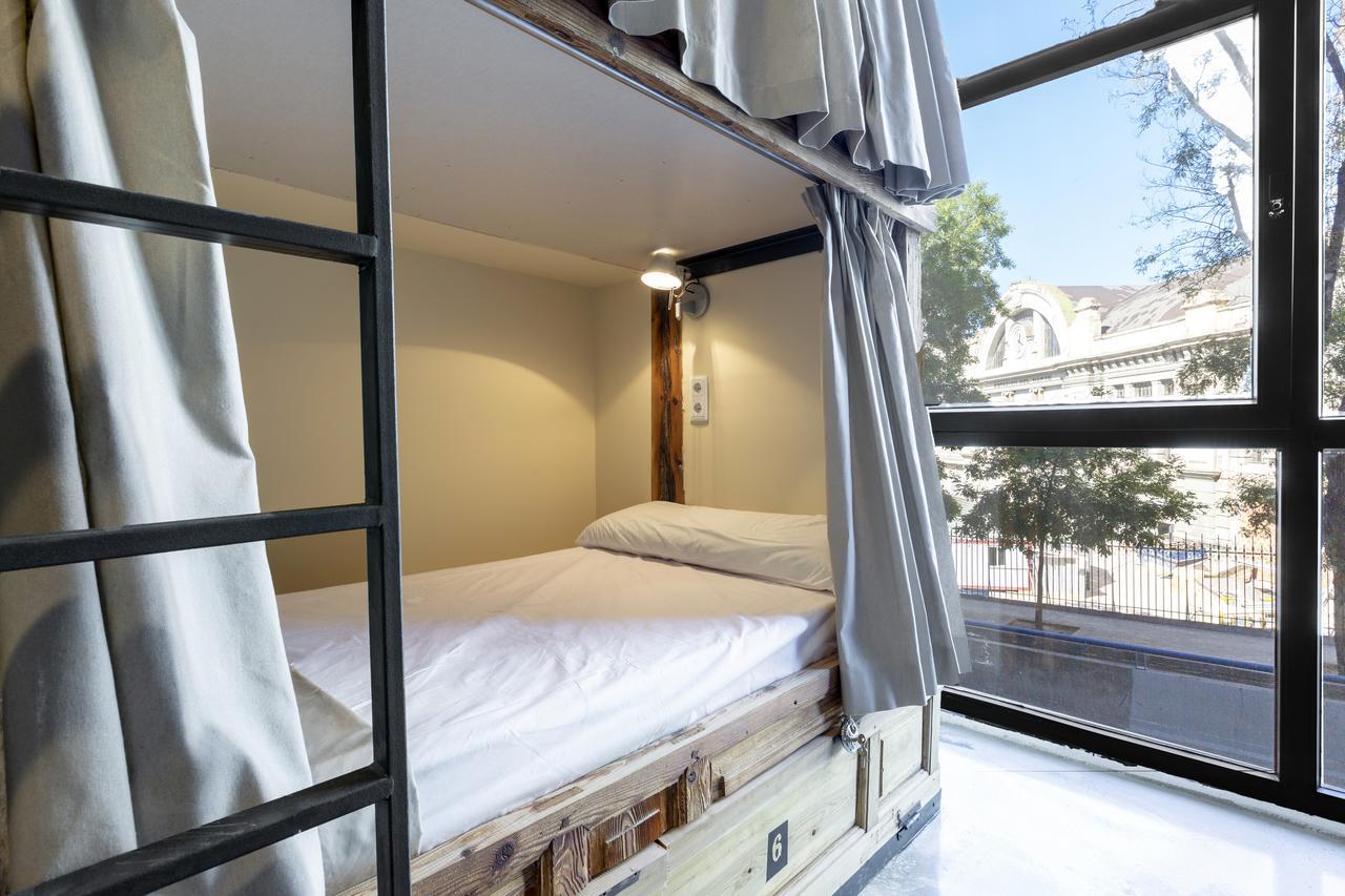 A&B Hostel Principe Pio Madrid Luaran gambar